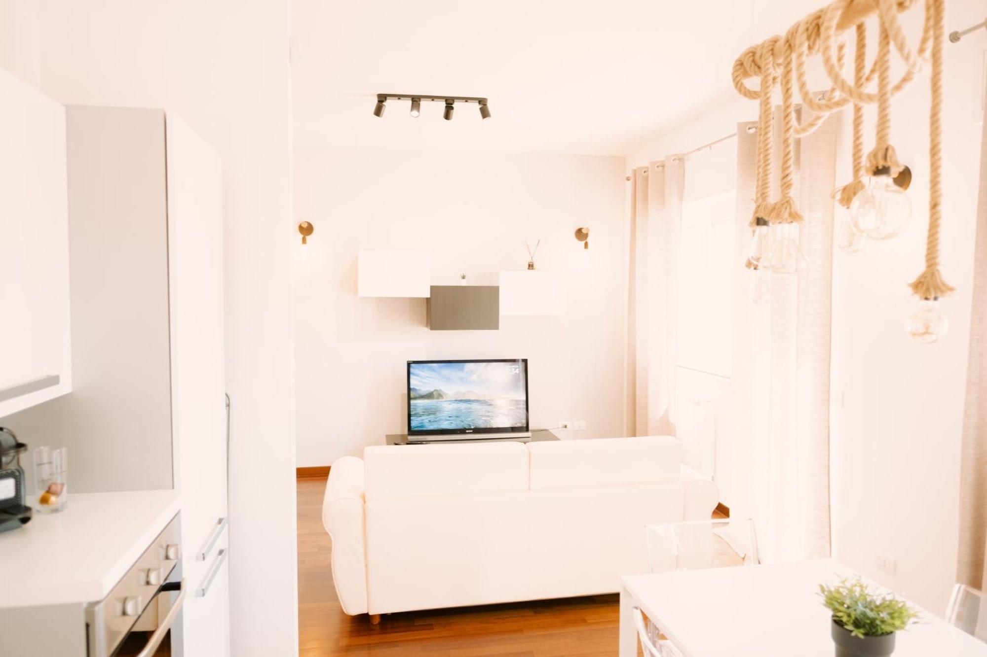 Central Apartment Bari Exterior photo